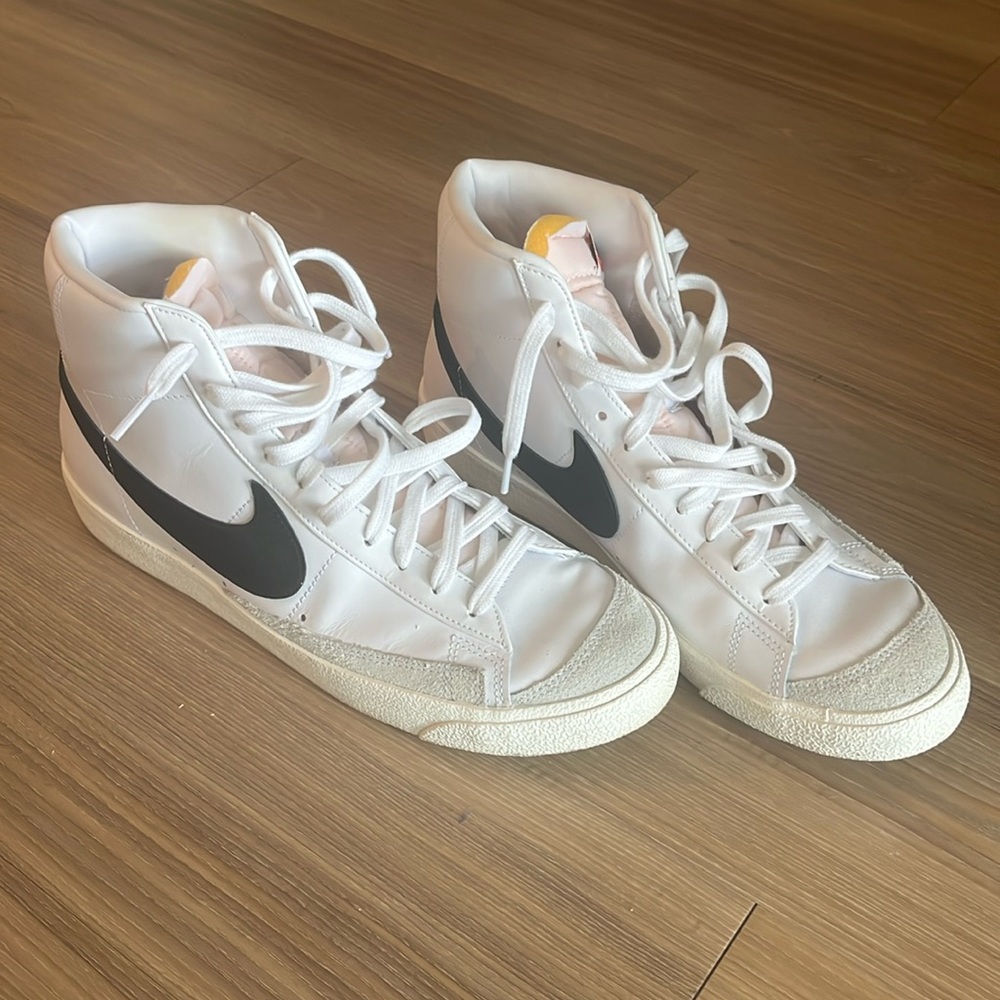 Men’s Nike Blazer 77 mid Tops - Good Condition
